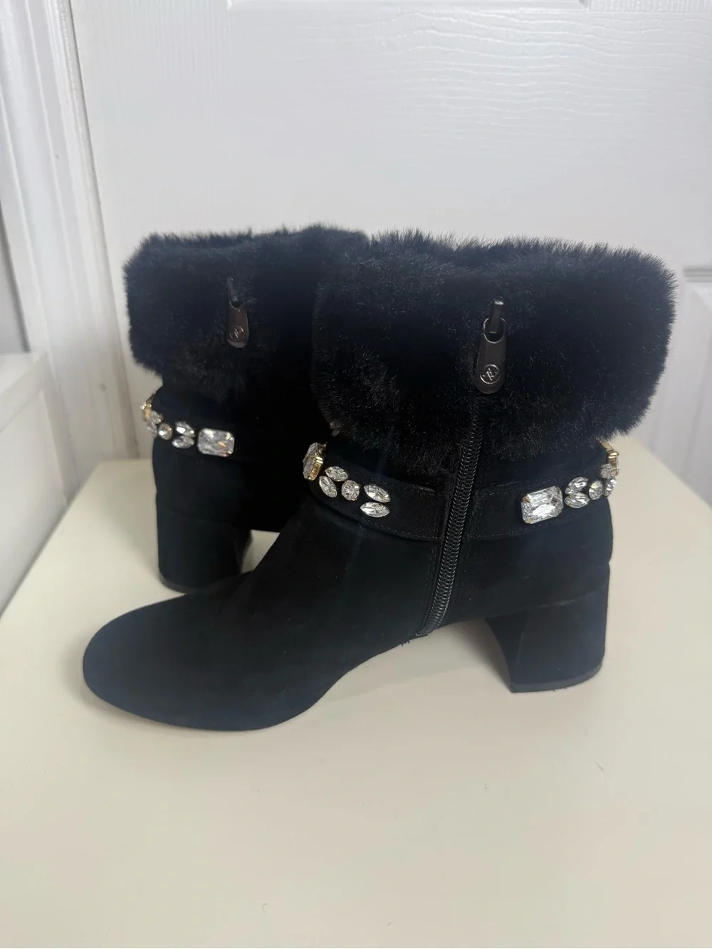 Adrienne Vittadini AV-Lazar Women’s Black Suede Faux Fur Rhinestone ankle boot/7